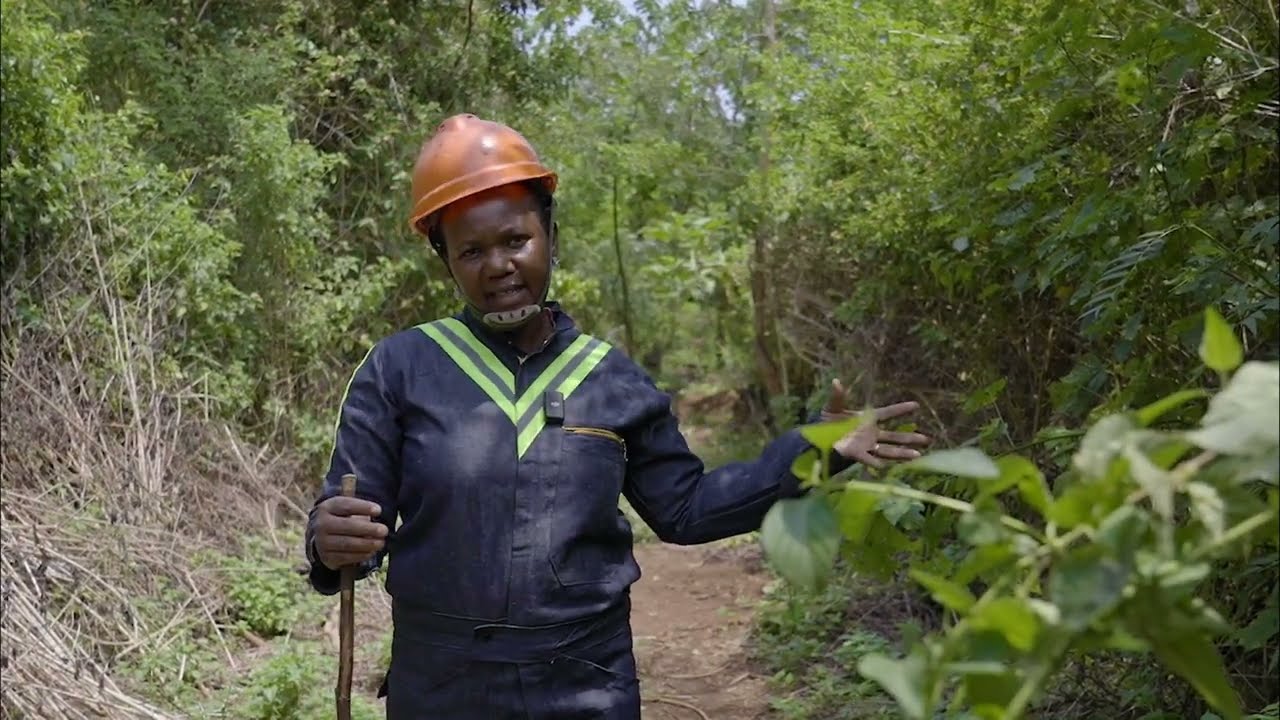 The forest patrol with Florence Nadunga from the National Forestry Authority (NFA) of Uganda