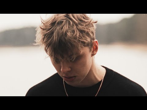 JUAN LANE feat. SZTOSS - KURTYNY [🎥: THClips]