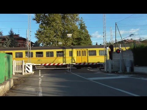 Passaggio a Livello Casinalbo/ Passage a niveau/ Level Crossing/ Bahnübergang/ Spoorwegovergang