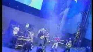L&#39;anguilla 99 posse - Pino Daniele 1 maggio 2001