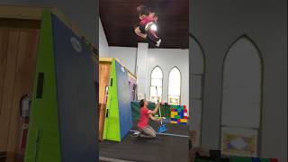 Download lagu #helpmemakethismakesense #climbing #giveusourstolenmoneyback #anotherbrickinthewall #bouldering mp3 Download lagu #helpmemakethismakesense #climbing #giveusourstolenmoneyback #anotherbrickinthewall #bouldering mp3