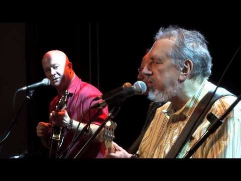 David Bromberg - "Don't This Road Look Rough And Rocky" (eTown webisode #543)