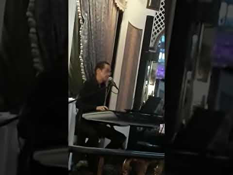 Promotional video thumbnail 1 for Juan Piano Keyboards Man