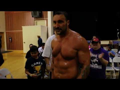 Chris Masters Vs Kenny K   Lucha Patron