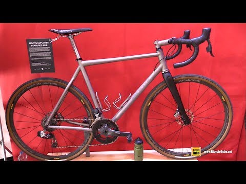 2019 Moots PsychloX RSL Titanium Bike - Walkaround - 2018 Eurobike