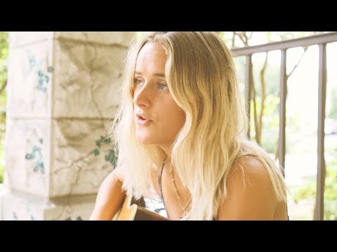 Lucy Voll - Dare You To Dance (Acoustic)