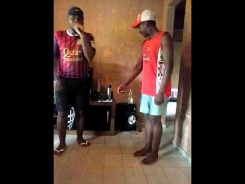 Mc Rzin_(vem mama n trem nova 2015)gastacao