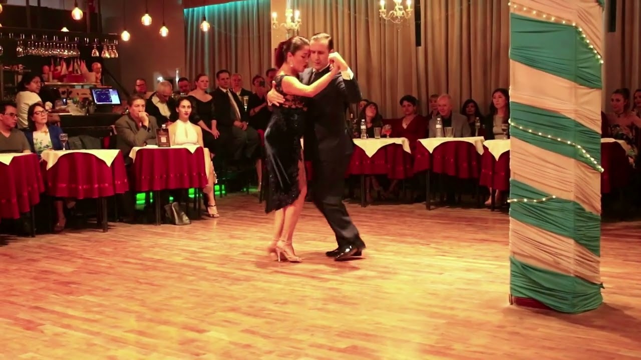 Vanesa Villalba y Facundo Piñero - El aeroplano - Vals - D'Arienzo