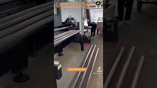 Máy Laser Cắt ống cắt hộp nạp phôi tự động ironwood 3kw