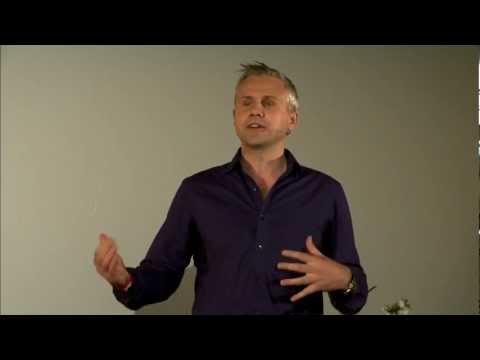 Why generosity is good for you: David Hamilton at TEDxHackney