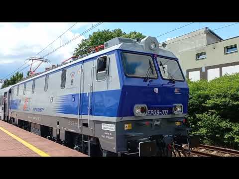 EP09-032 Z IC PORTA MORAVICA Z NOWYM ZESTAWIENIEM 🚂🚃🚃