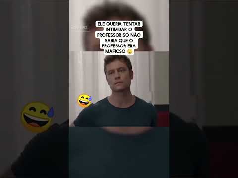 o Aluno não sabia do histórico do professor.