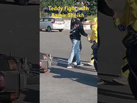 Teddy fight with Aamir Sheikh 🤣#viralvideo #shortvideos #comedy