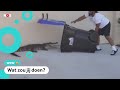 Man vangt alligator met een vuilnisbak