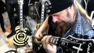 Zakk Wylde Signature  Epiphone Graveyard Disciple Guitar Solo