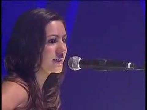 Miaarose sings CRAZY GIRLS Live at zeitgeist Europe 2008