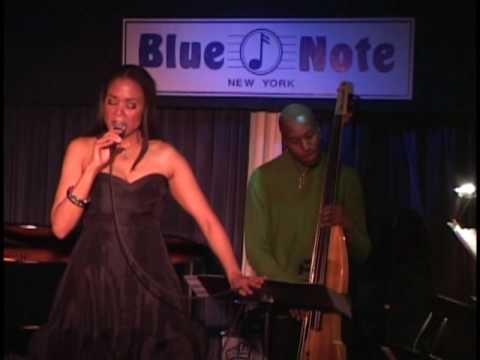Michelle Carr,  performes original song, 