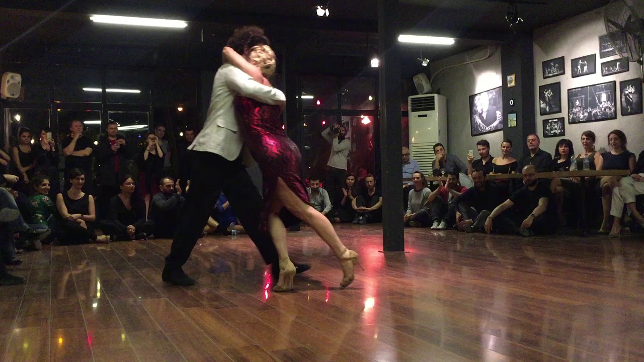 CANAN YOLAÇ & RECEP TURGUT @ESTA SOCIAL DIVAS (15-11-2017)