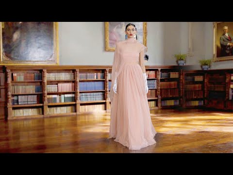 Badgley Mischka Fall/Winter 2022/23 New York