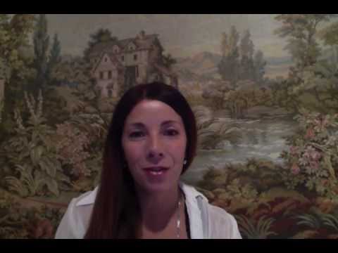 Elisa - teacher of English and Italian languages in SHKO-LA.RU