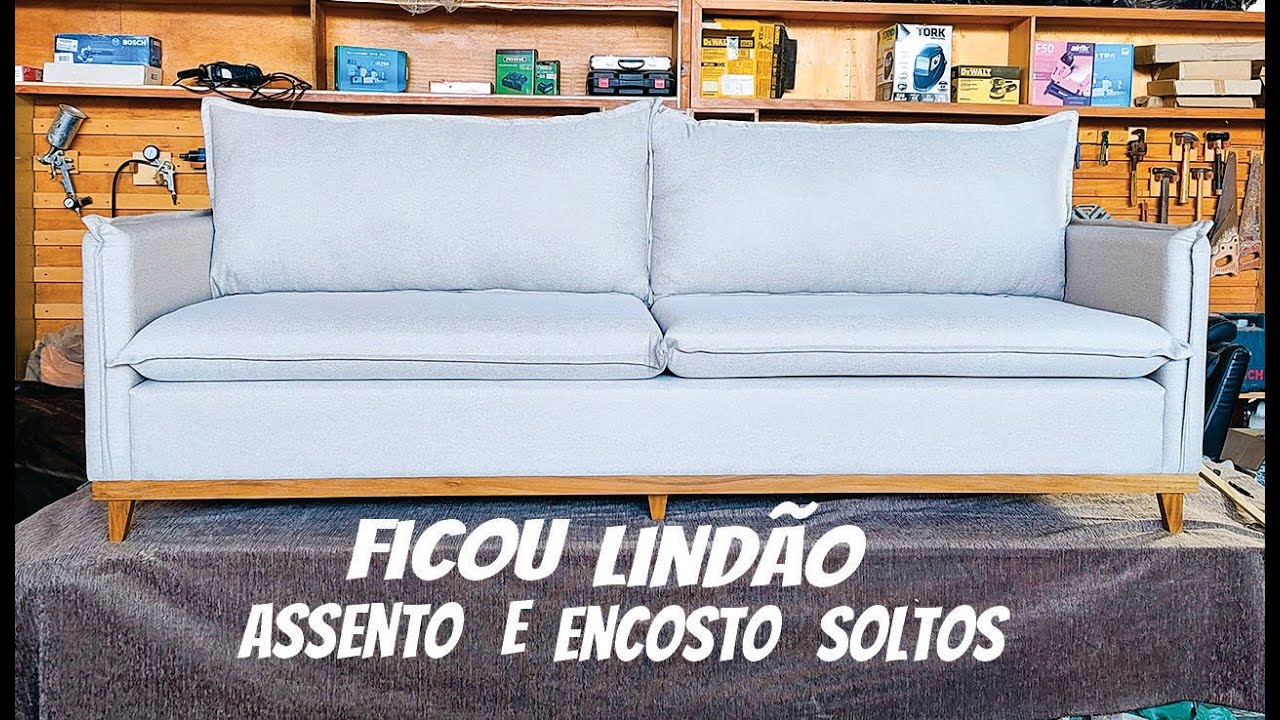 Sofá ALMOFADAS SOLTAS COM BORDA no assento e ENCOSTO.