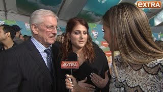 Meghan Trainor Hangs with Her Dad at the Kids&#39; Choice Awards