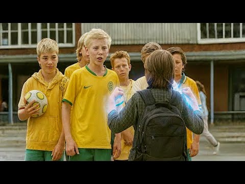 Dječak NE ŠTITI svog brata u školi, a onda PROBUDI MOĆI i sada mu se niko ne približava