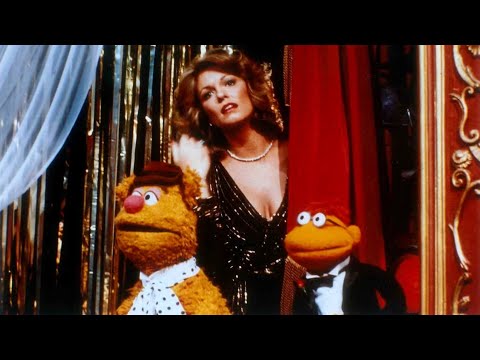The Muppet Show Episode #412 Phyllis George ( Mirrored Intro )