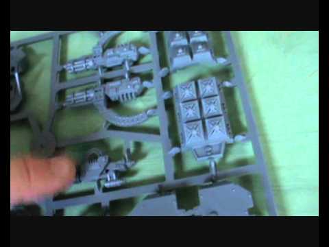 Unboxing - Landraider Crussader