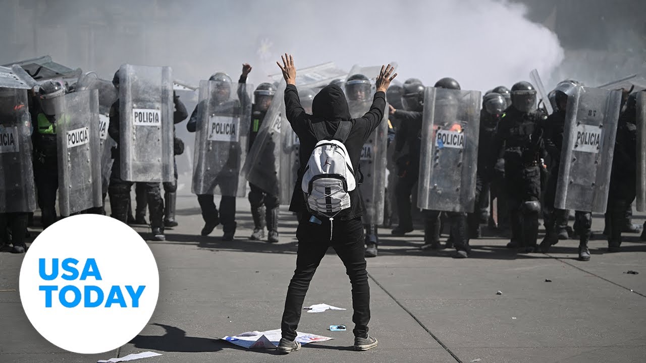 Thousands protest against crime, government corruption in Mexico