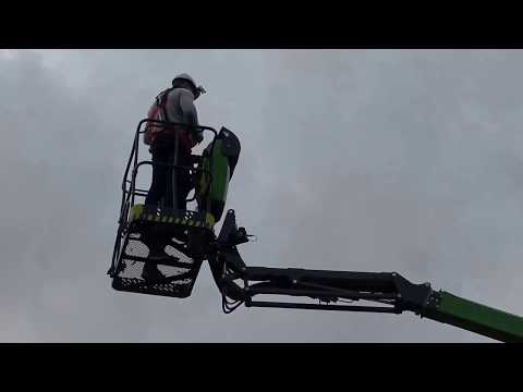 Nacelle araignée semi-automotrice 16,40m - Pneumatiques ou chenilles - LEGUAN 165 - Hauteur de travail 16,40m - Déport maxi 7,85m_1