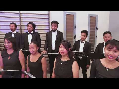 MANDIHIZA RAHITSIKITSIK - Choeur Miangaly/Dir: Antsanirina RAKOTOARIMINO/Arr:Sitrak RAMAROSANDRATANA