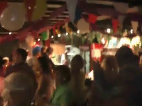 flowerpower feestje lidy.wmv