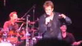 Huey Lewis &amp; The News - Best Of Me
