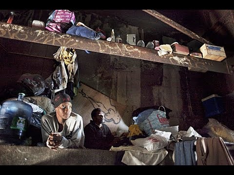 NEW YORK CITY: LIFE IN THE UNDERGROUND (Subway Tunnels)