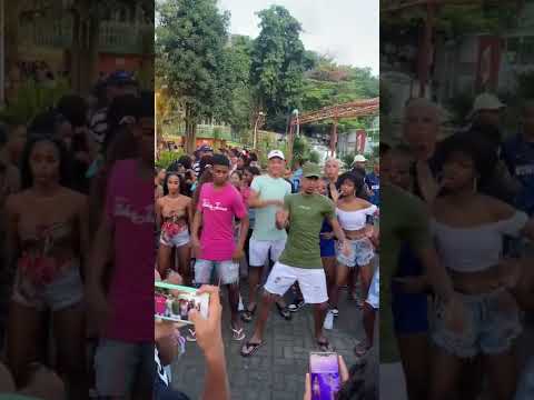 Hu hu tá tá tá 🕺 #shorts