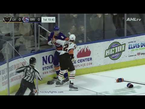 Tyrell Goulbourne vs Seth Helgeson