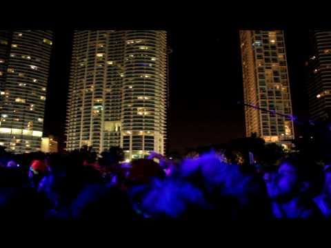Tiesto - Beautiful World @ Ultra 2011 / 13 (HD) 1080