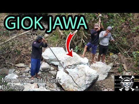 MEMBELAH BATU GIOK DI ALAM