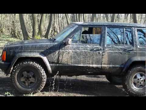 Jeep Cherokee 4.0 Erdőkertes 3