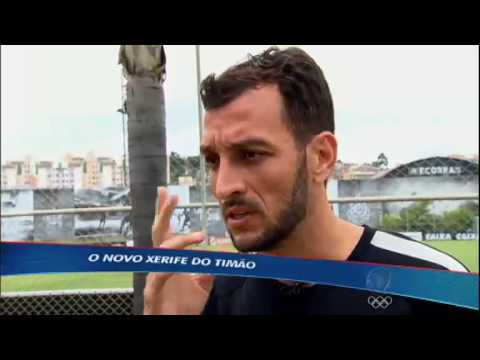 Edu Dracena é o mais novo xerife da zaga Corintiana