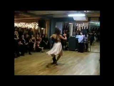  Valeria Solomonoff  and  Jorge Torres  are  dancing  to  a  tango