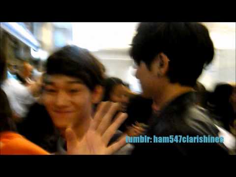 EXO Chen's Wave at LAX