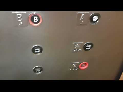 1980 Otis Elevator @ Town Square Ramp in St Paul