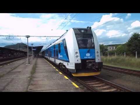 Příjezd vlaku Os 6818 (ČD 440.005) - Most, 22. 6. 2013