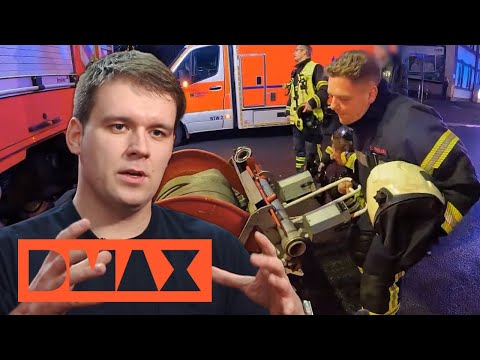 Mysterious fire: Firefighters at their limit 🫨 | 112: Firefighters in action | DMAX Germany