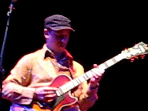 Kurt Rosenwinkel Trio (with Eric Revis, Colin Stranahan)