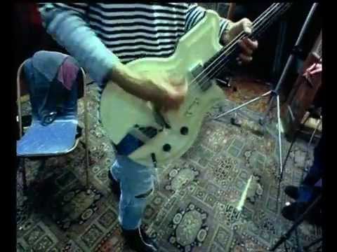 Videoclip de Skin & Bone — The Angels