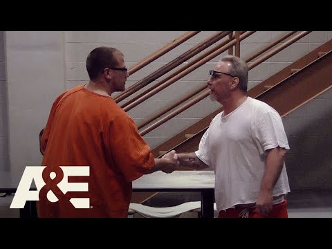 60 Days In: Pod Boss Roby Makes Friends with Zac (Season 1) | A&E