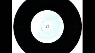 Unknown Skream/Loefah tune